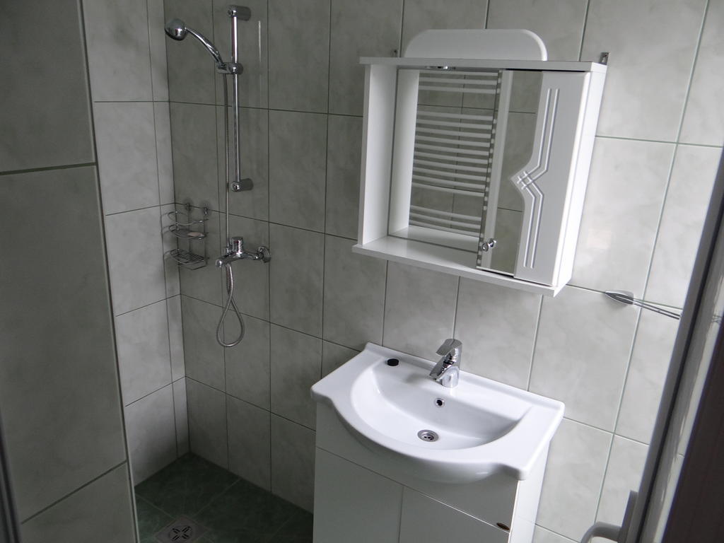 Marinica Apartman Hajduszoboszlo Bilik gambar