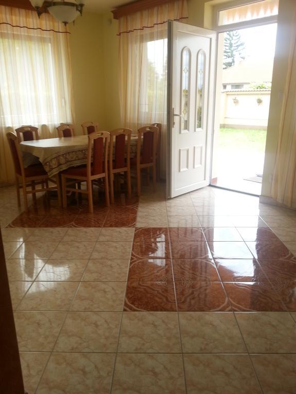 Marinica Apartman Hajduszoboszlo Luaran gambar